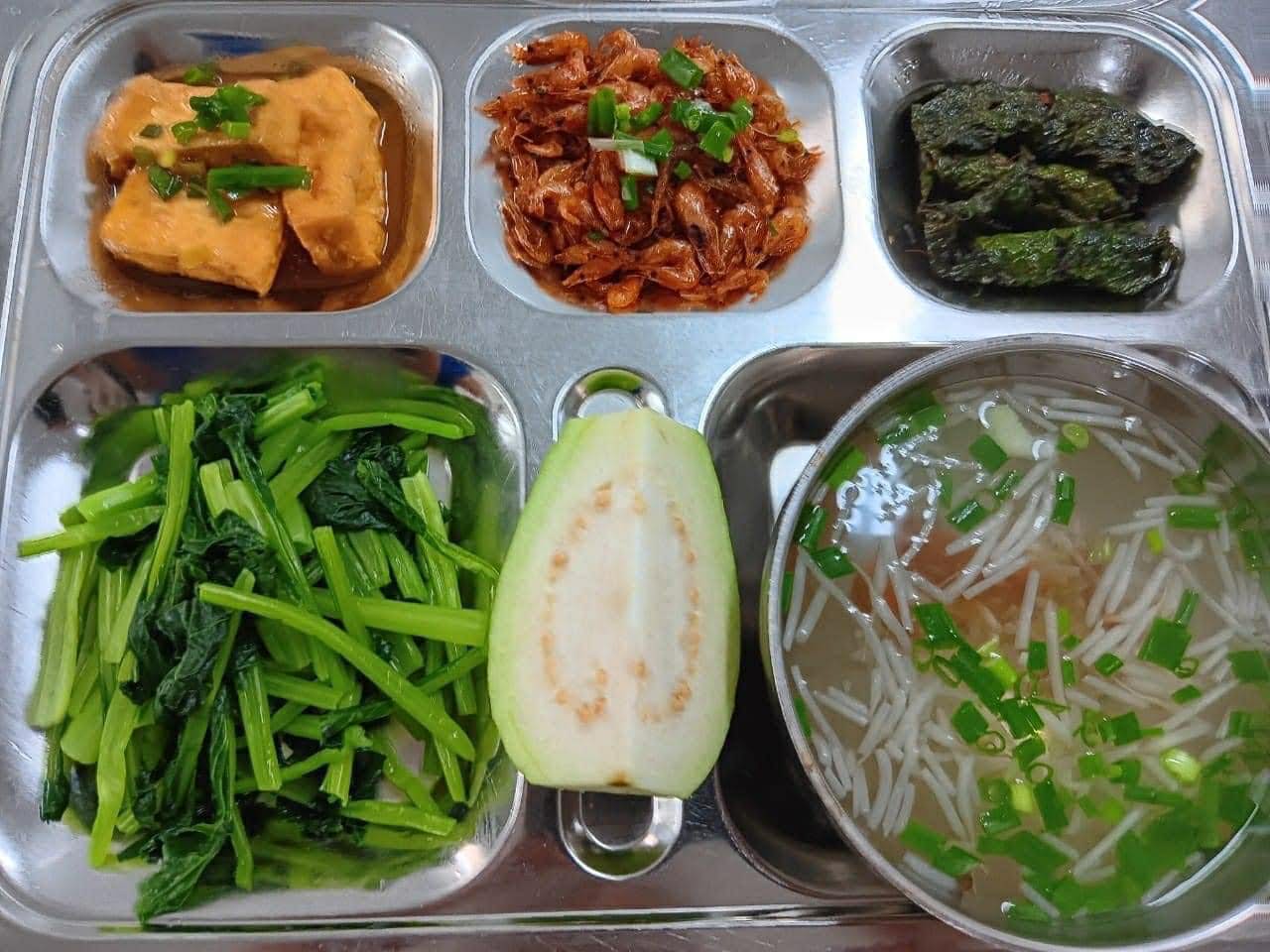 Suất Ăn Công Nghiệp Bàu Bàng | Giao Cơm Công Ty Chất Lượng & Uy Tín